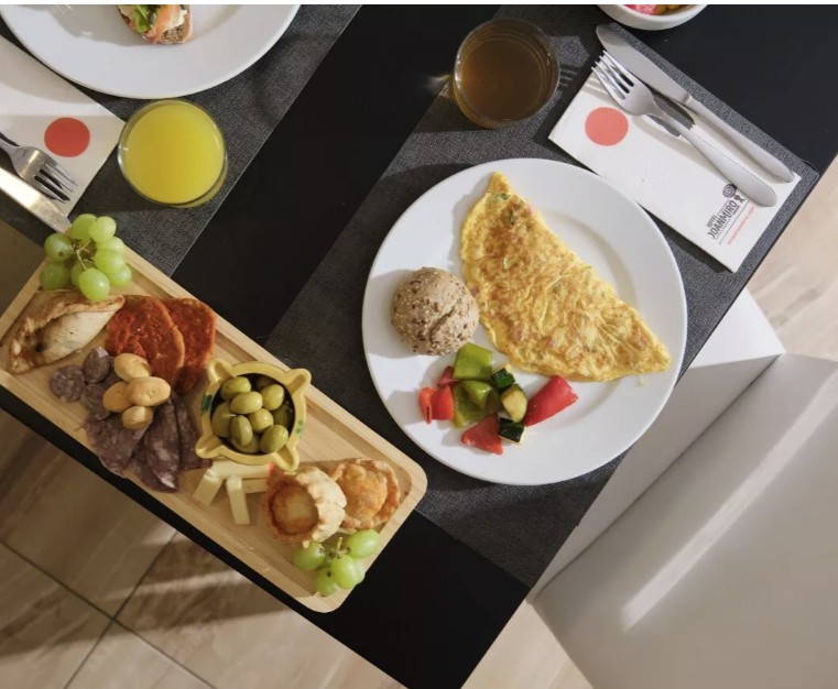Restaurant dining area at the Joan Miró Museum Hotel