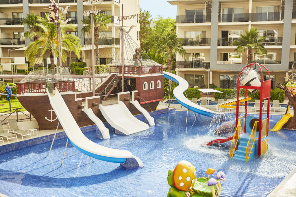 Pirate Ship pool themed for children in Zafiro Palace Alcudia.